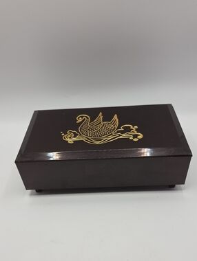 Jewelry Music Box By Yaps  With 2 Magnetic Swans. Plays Swan Lake.  Vintage